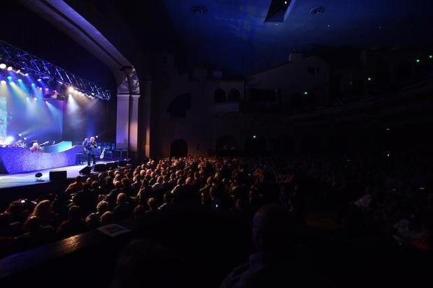 The Merced audience responded enthusiastically to Kenny Roger’s October 2014 show at the Merced Theatre.. Photo: Merced Theatre Foundation
