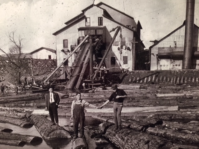 The Yosemite Lumber Company employed 1,000 workers in the early part of the 1900s. Photo from: Merced Lumber Company, Merced Falls exhibit at the Merced County Courthouse Museum.
