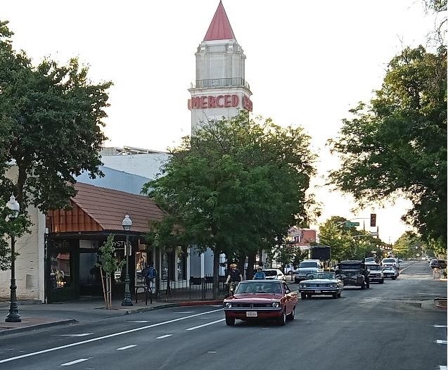 Steve and Patsy Chastain’s 1970 Dodge Dart was among the two-dozen classic vehicles that took part in the Main Street Reopening Cruise in Merced. Photo: Steve Newvine