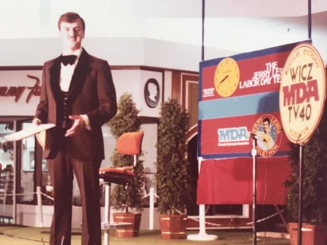 Hosting the Muscular Dystrophy Labor Day Telethon at WICZ-TV in Binghamton, NY. Photo: Newvine Personal Collection
