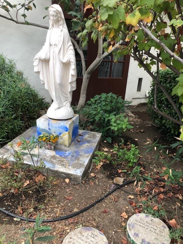 A statue of the Blessed Virgin Mary in the courtyard of the San Luis Obispo Mission. Photo: Steve Newvine